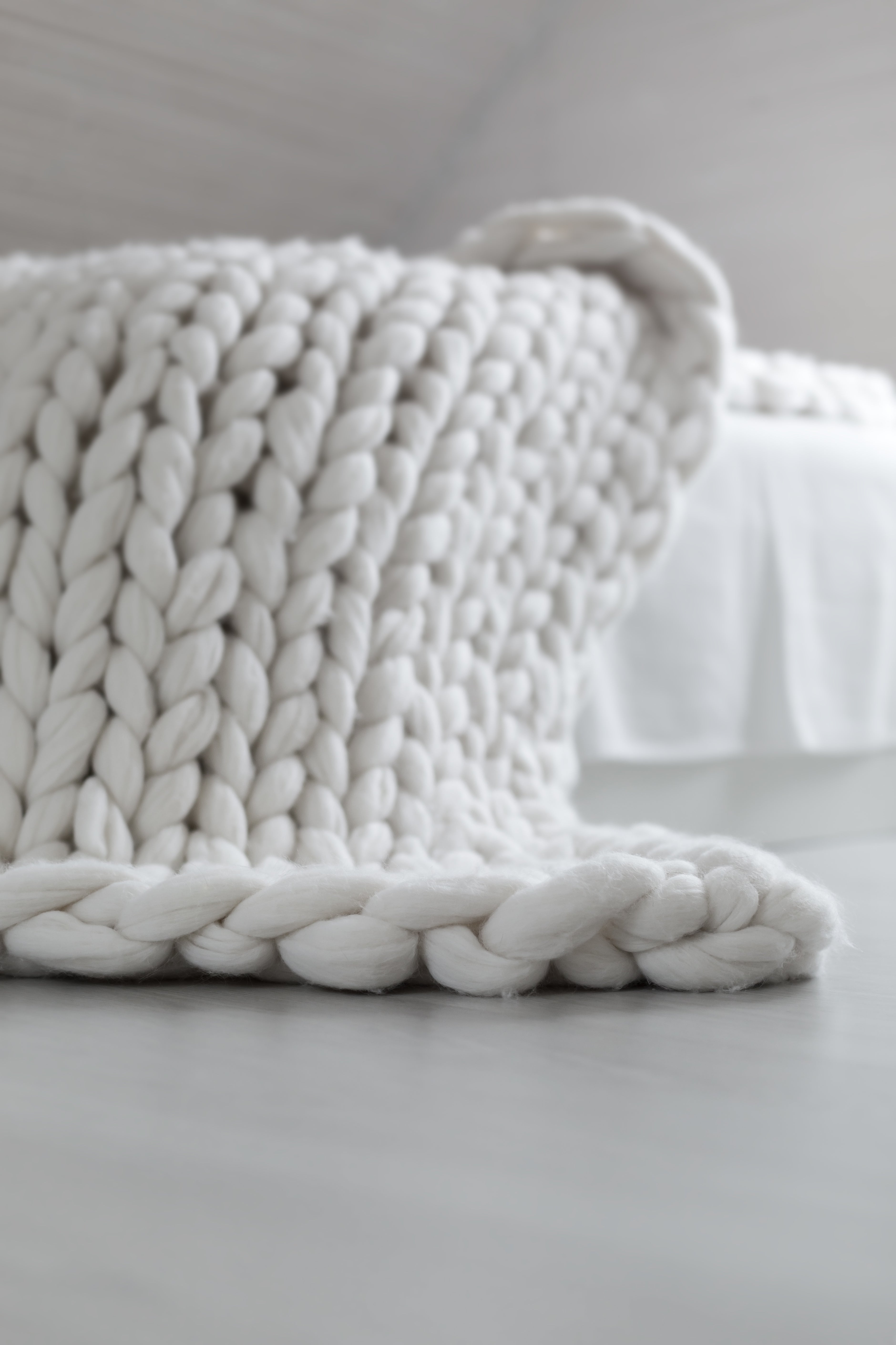 Chunky Knit Blanket Workshop by One Knotty Maker: February 21 image 1